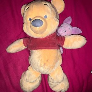 DISNEY Winnie the Pooh plush